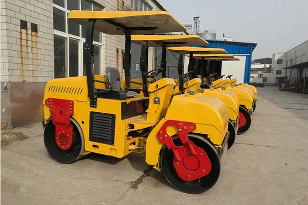 <a href='http://www.longdetoys.cn' target='_blank'>壓路機</a>